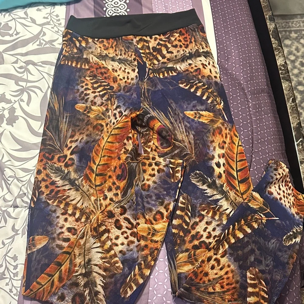 Animal Print Leggings with Black Waistband - Picture 3 of 5